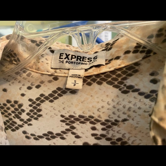 Express Blouse - Picture 2 of 6